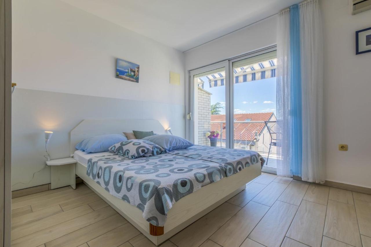 Blue Pearl Apartments Цриквениця Екстер'єр фото
